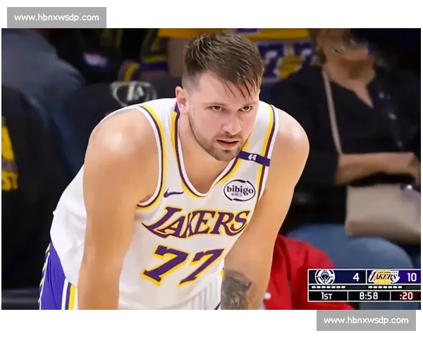 东契奇训练火力全开!绕桶抗干扰三分连中,瘦身后状态太炸 东契奇训练火力全开!绕桶抗干扰三分连中,瘦身后状态太炸