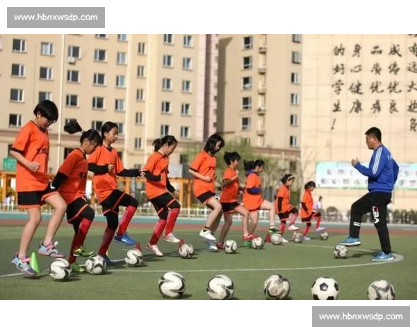 2025 汇丰中国高尔夫全明星赛上海开杆 群星绿茵逐梦